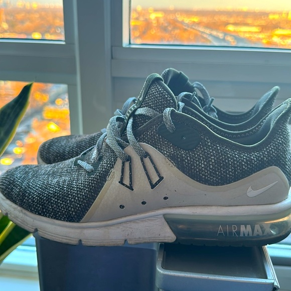 Nike Fitsole Airmax men’s 7.5 - Picture 2 of 5